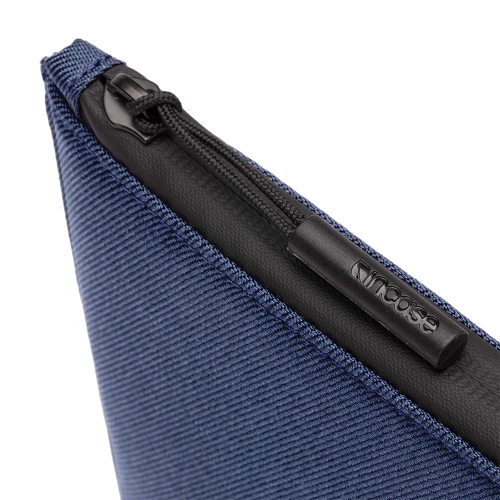 Incase Facet Sleeve w/ Recycled Twill MBPro 16